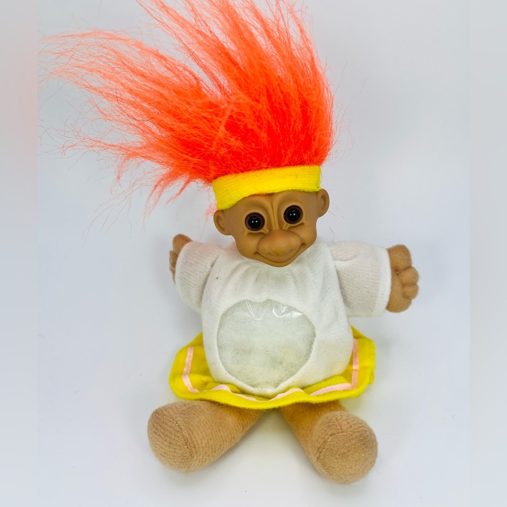 Russ Berrie Troll Doll Plush Tennis Player Girl Pouch